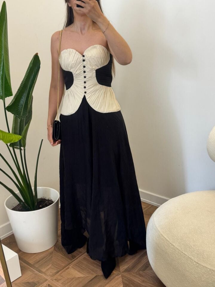 Siyah Düğme Detaylı Marka Model Büstiyer