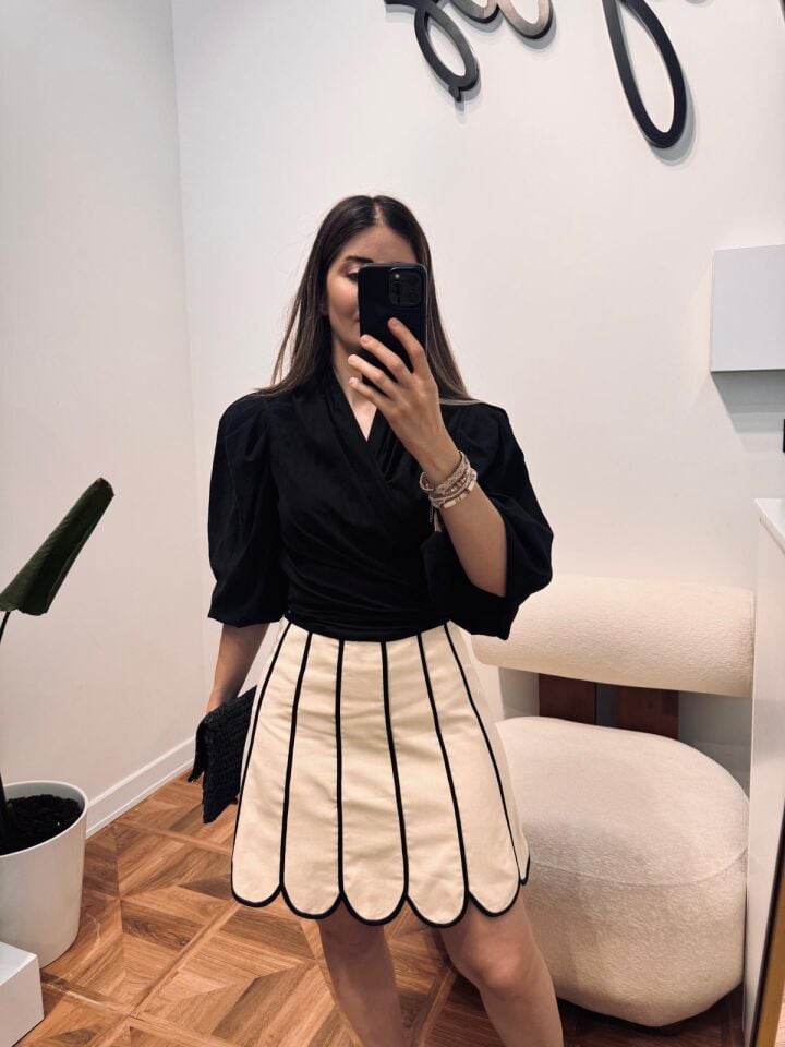 Siyah Çizgili Keten Mini Etek